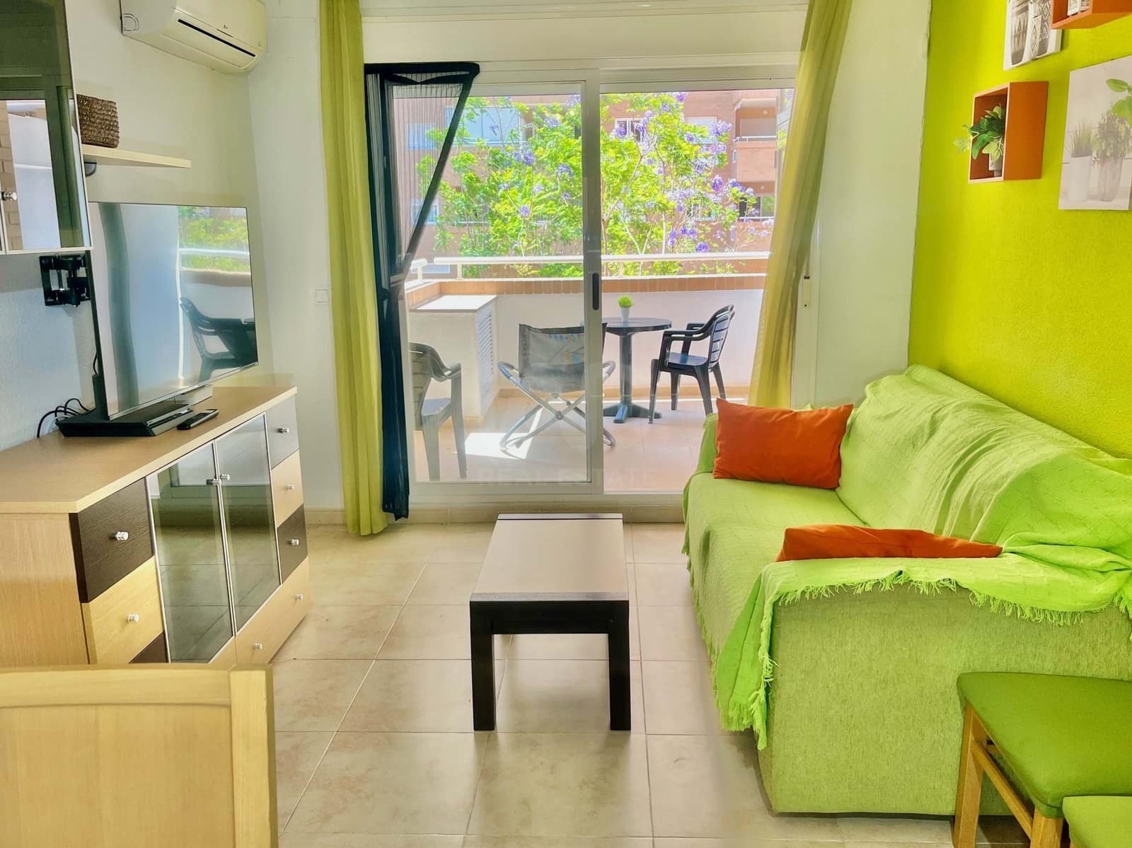 2 soverom Leilighet til salgs i Oropesa  med svømmebasseng garasje - € 133 000 (Ref: 9988565)