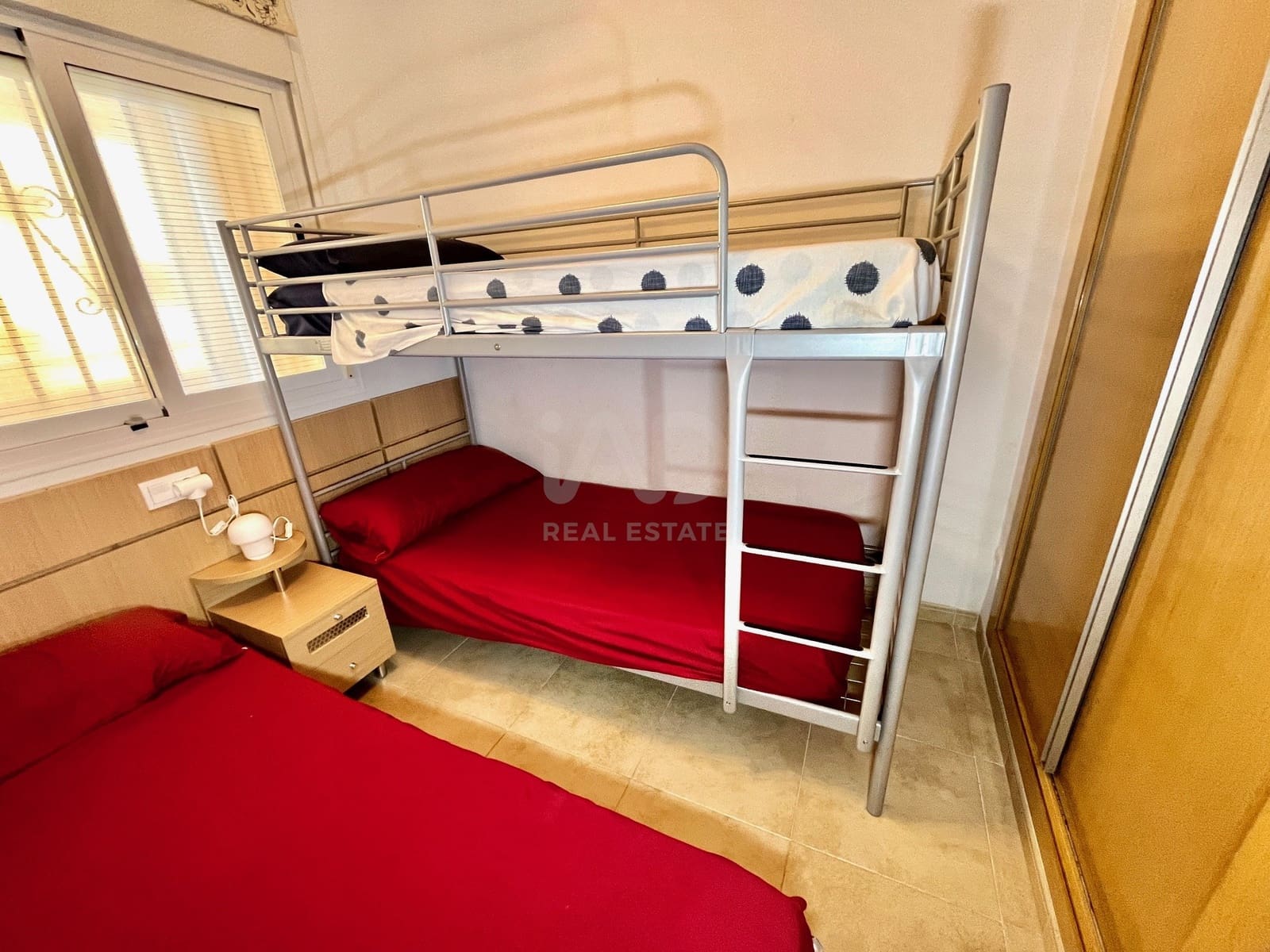 2 soverom Leilighet til salgs i Oropesa  med svømmebasseng garasje - € 133 000 (Ref: 9988565)