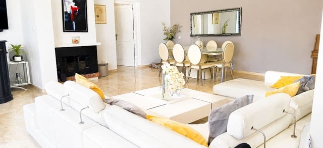 7 soveværelse Byhus til salg i El Faro de Calaburra - Chaparral, Mijas med swimmingpool garage - € 1.350.000 (Ref: 9988567)