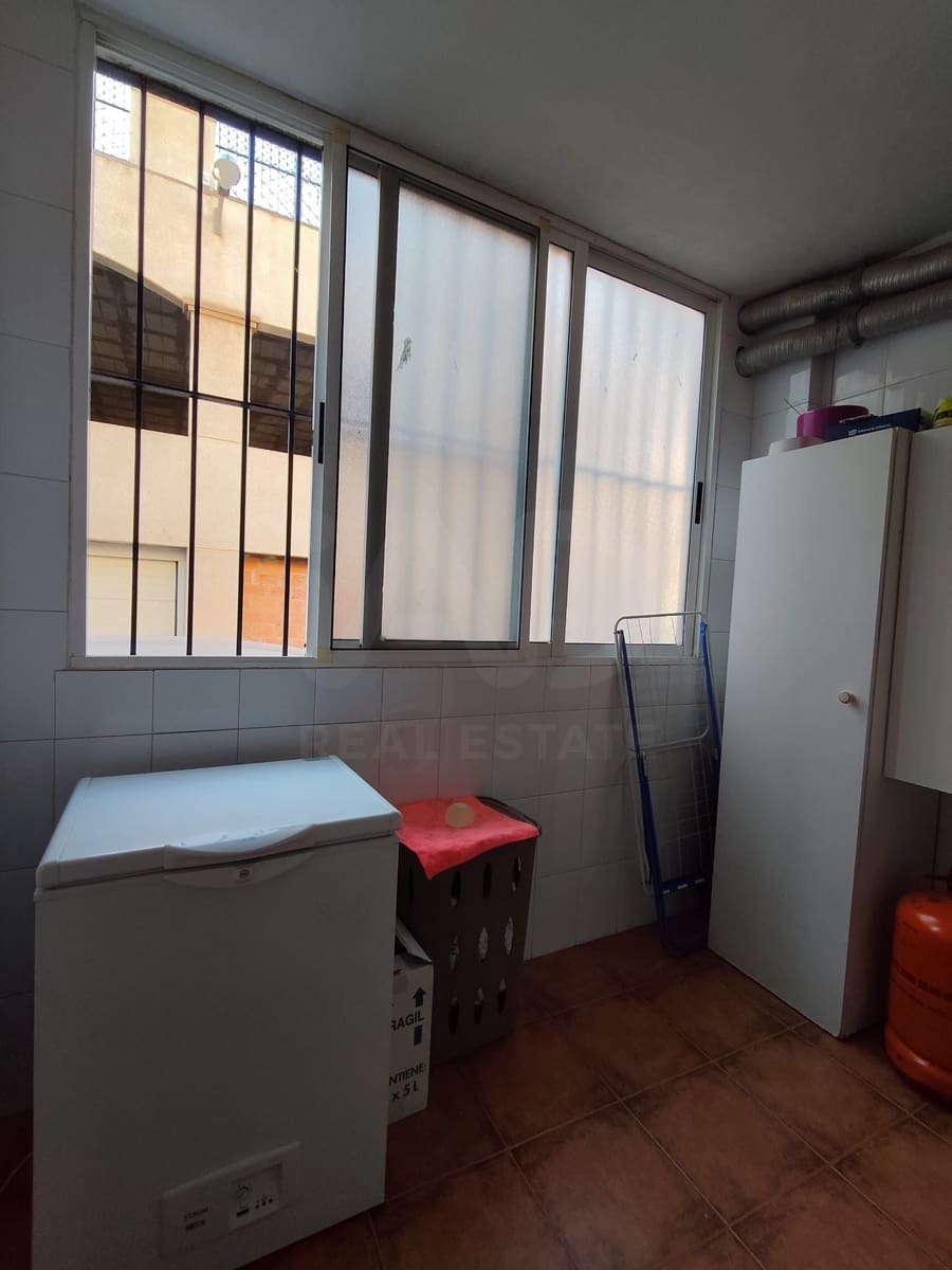 4 slaapkamer Rijtjeshuis te koop in La Hoya - € 210.000 (Ref: 9988573)