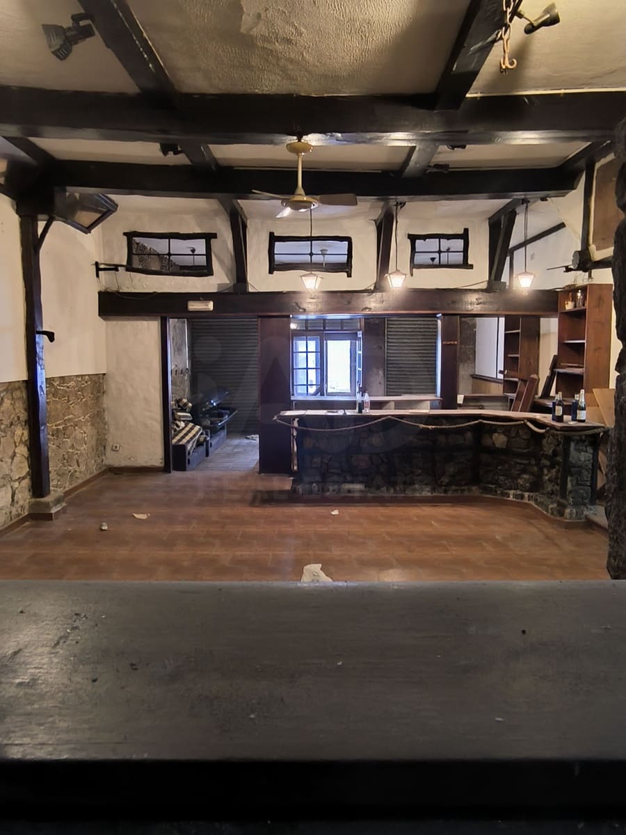 Local Comercial en Ferrol en venta - 250.000 € (Ref: 9988575)