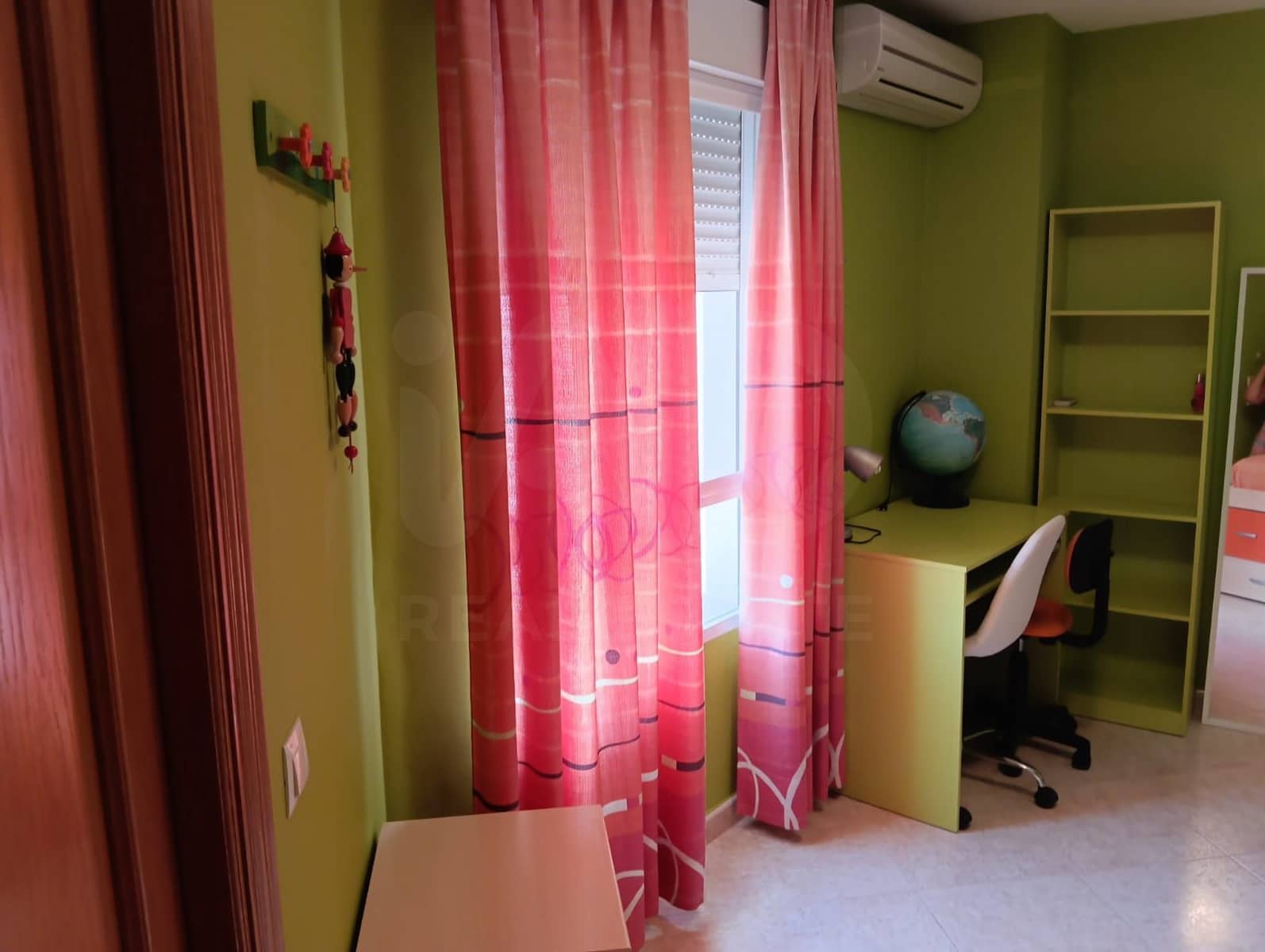 3 bedroom Terraced Villa for sale in Onda with garage - € 170,000 (Ref: 9988579)