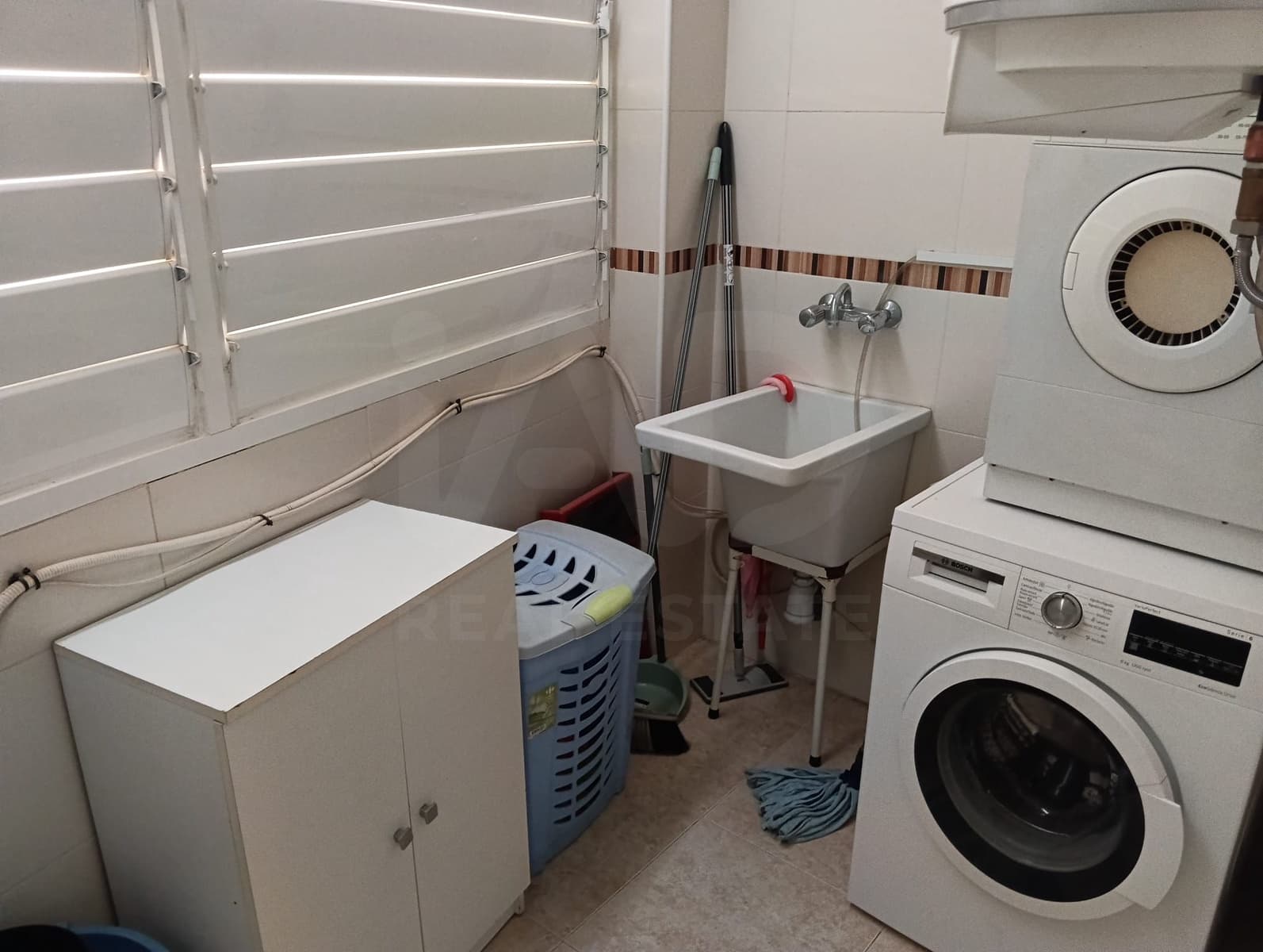 3 bedroom Terraced Villa for sale in Onda with garage - € 170,000 (Ref: 9988579)