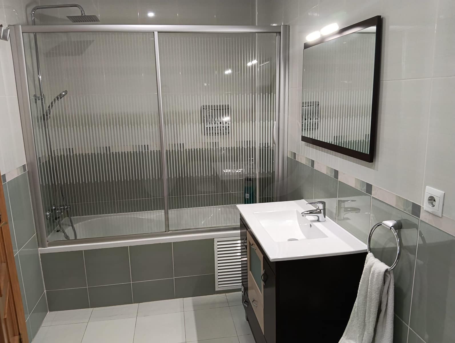 3 bedroom Terraced Villa for sale in Onda with garage - € 170,000 (Ref: 9988579)