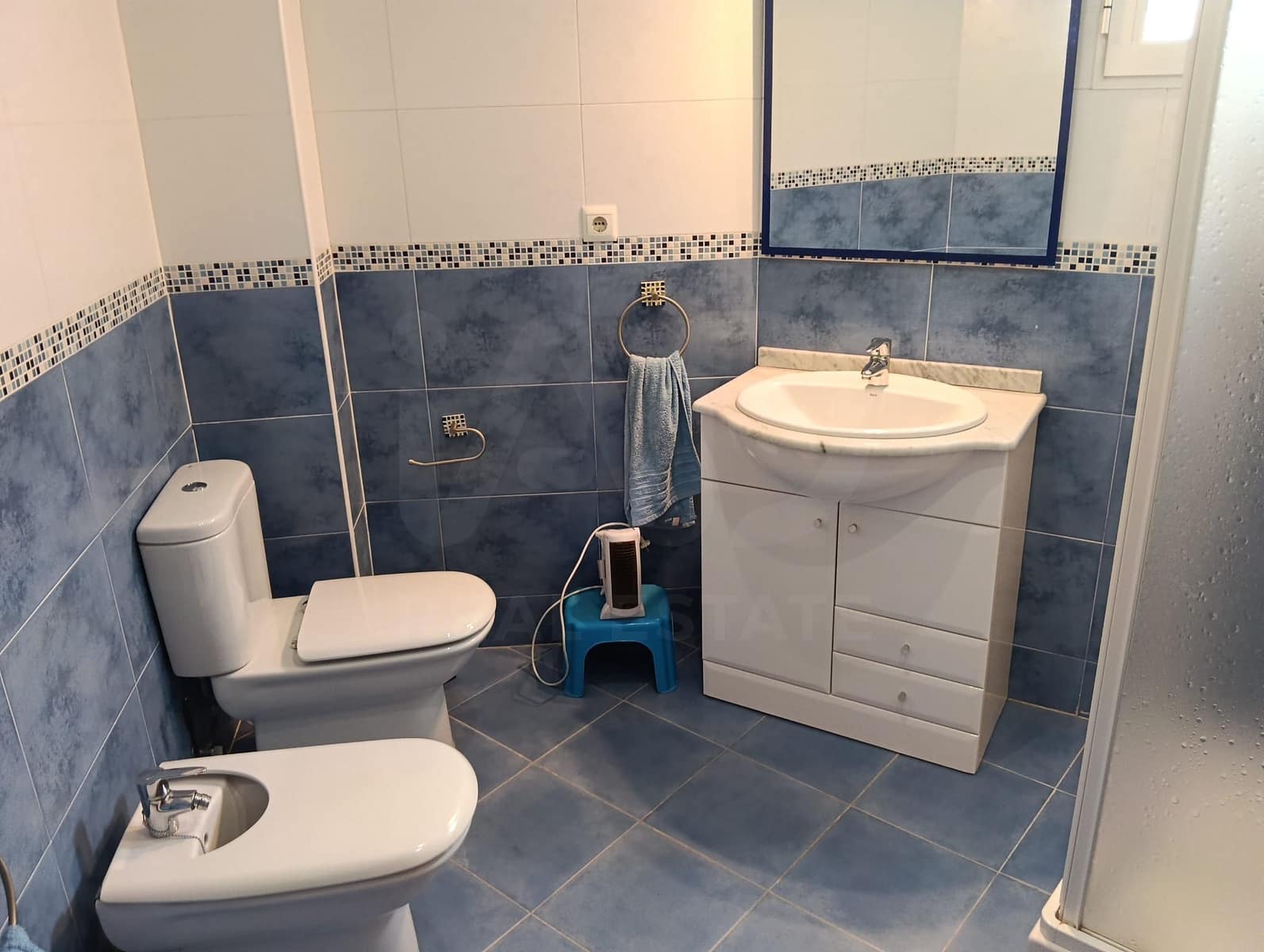 3 bedroom Terraced Villa for sale in Onda with garage - € 170,000 (Ref: 9988579)