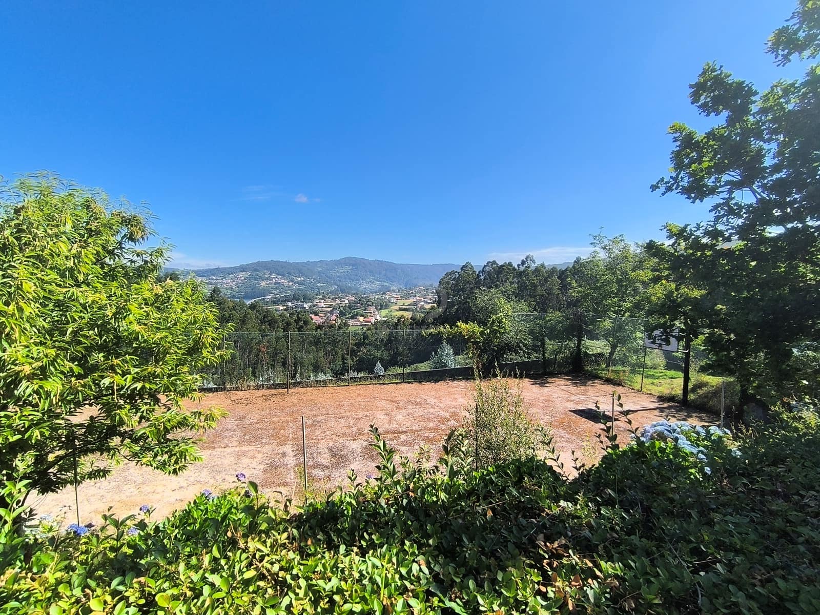 Chalet de 5 habitaciones en Pontedeume en venta con piscina garaje - 525.000 € (Ref: 9988580)
