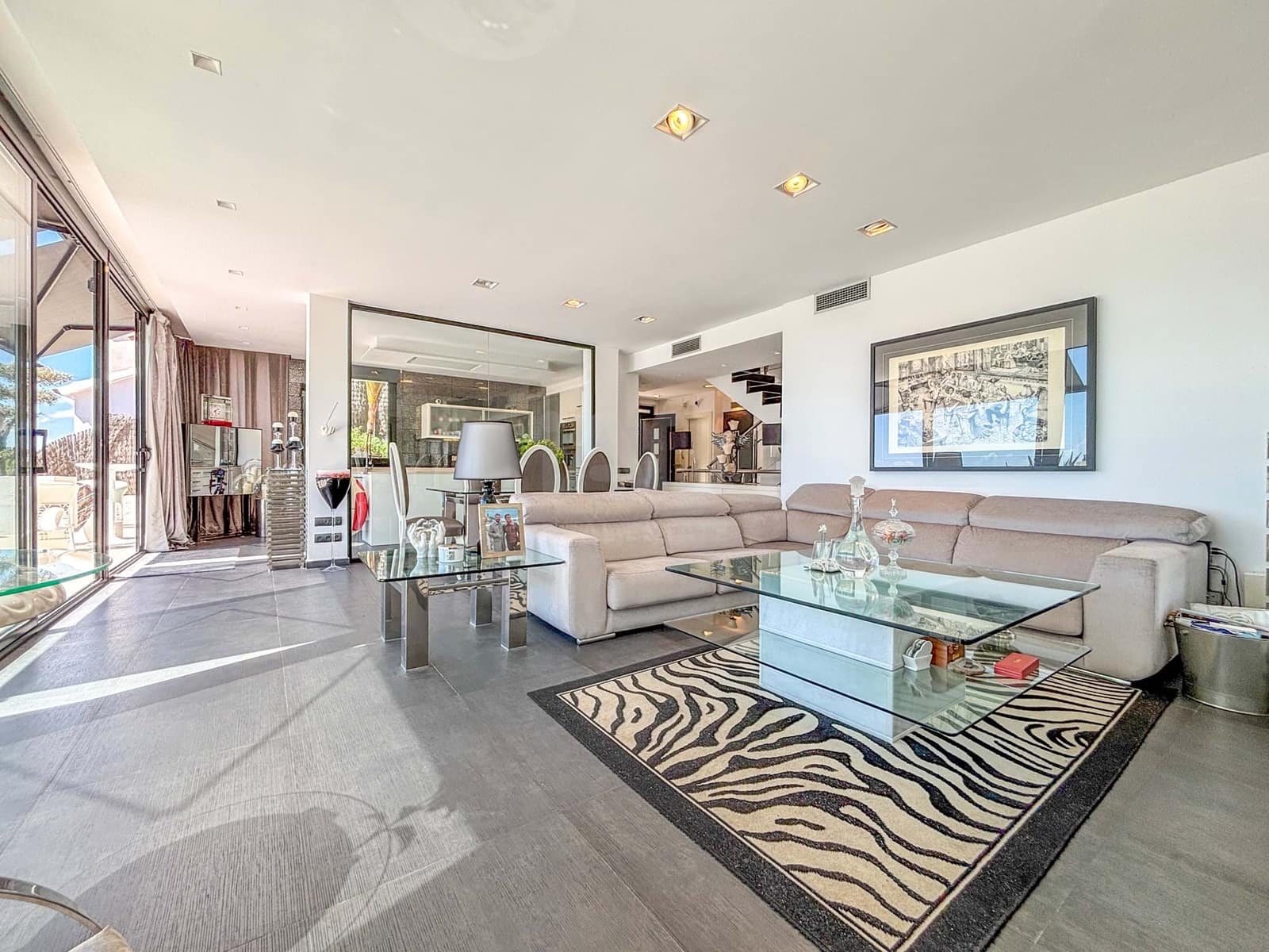 4 bedroom Townhouse for sale in Sitges with pool garage - € 1,320,000 (Ref: 9988583)