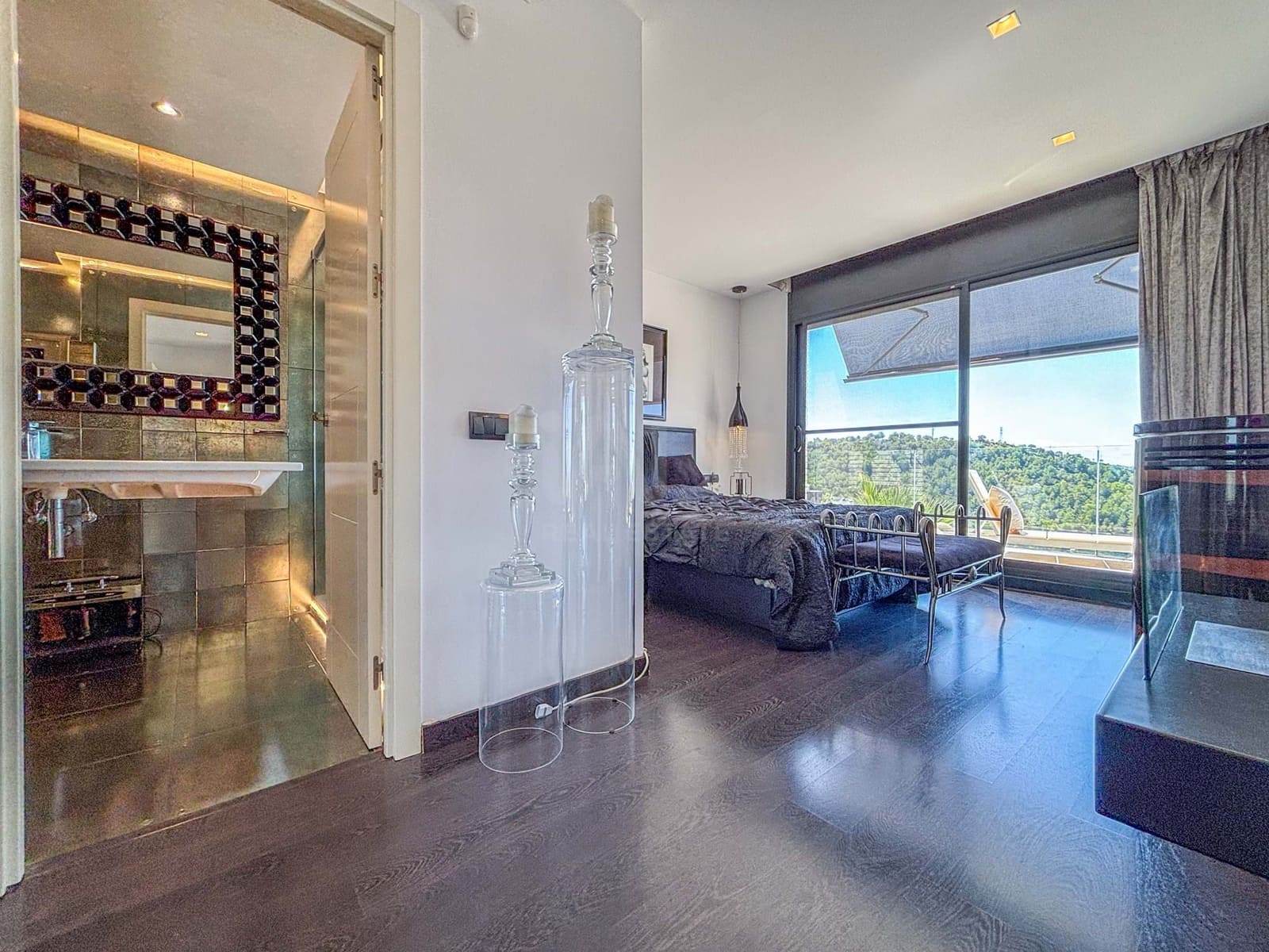 4 bedroom Townhouse for sale in Sitges with pool garage - € 1,320,000 (Ref: 9988583)