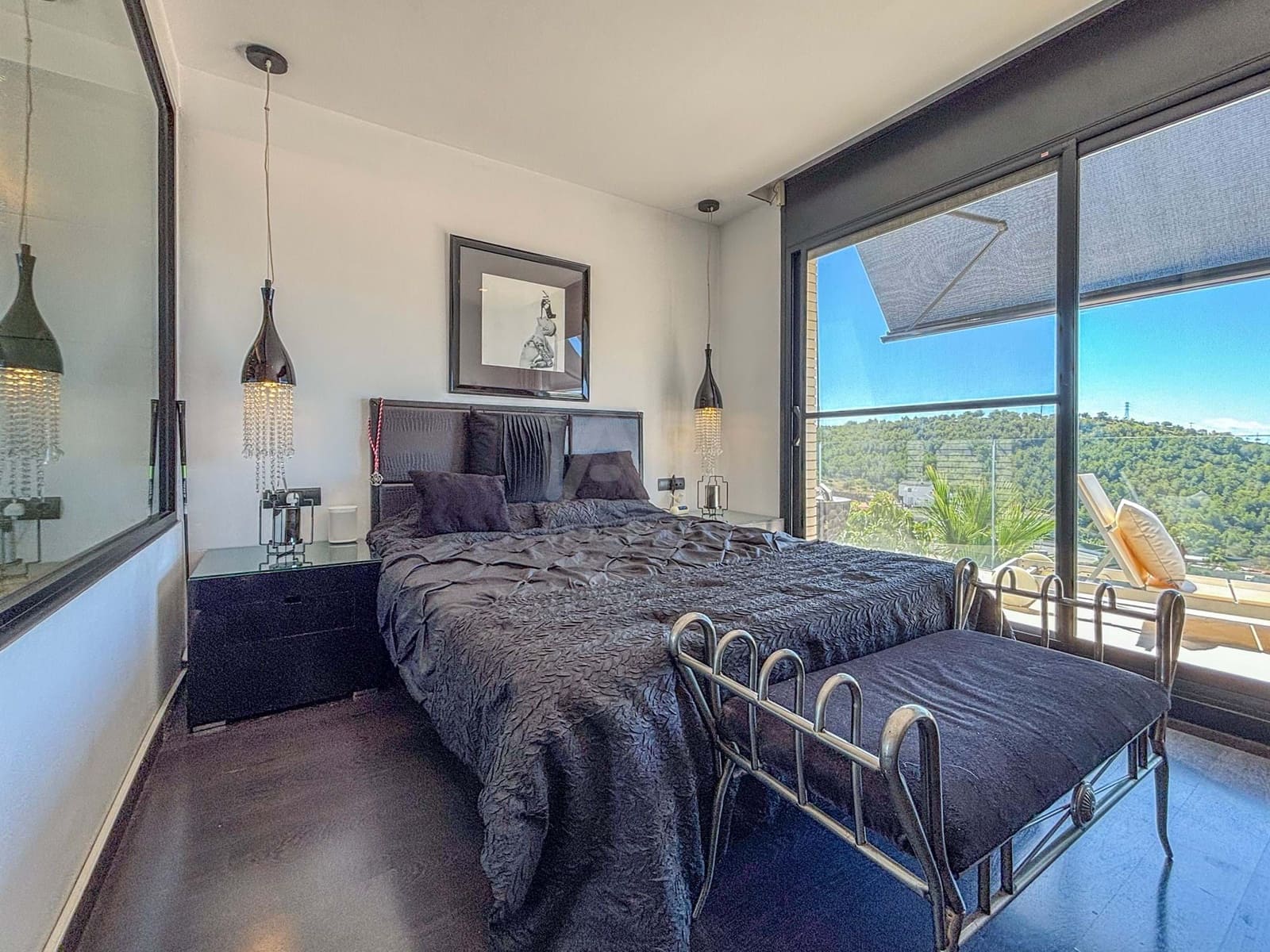 4 bedroom Townhouse for sale in Sitges with pool garage - € 1,320,000 (Ref: 9988583)