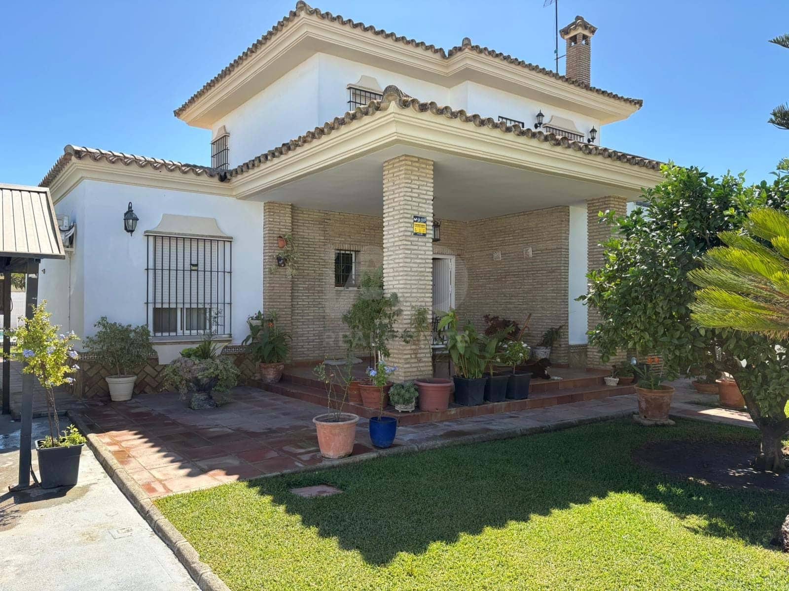 5 sypialnia Willa na sprzedaż w Miasto Kadyks z basenem - 558 000 € (Ref: 9988584)