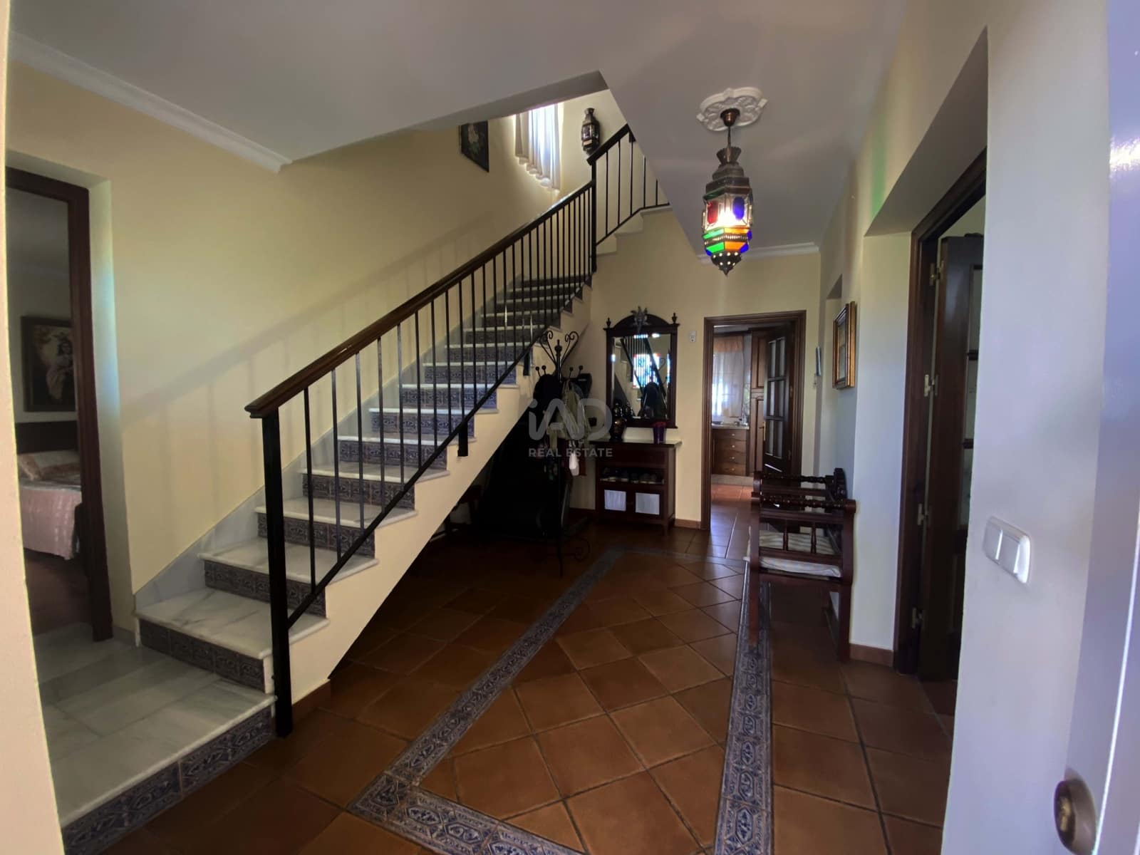 5 sypialnia Willa na sprzedaż w Miasto Kadyks z basenem - 558 000 € (Ref: 9988584)