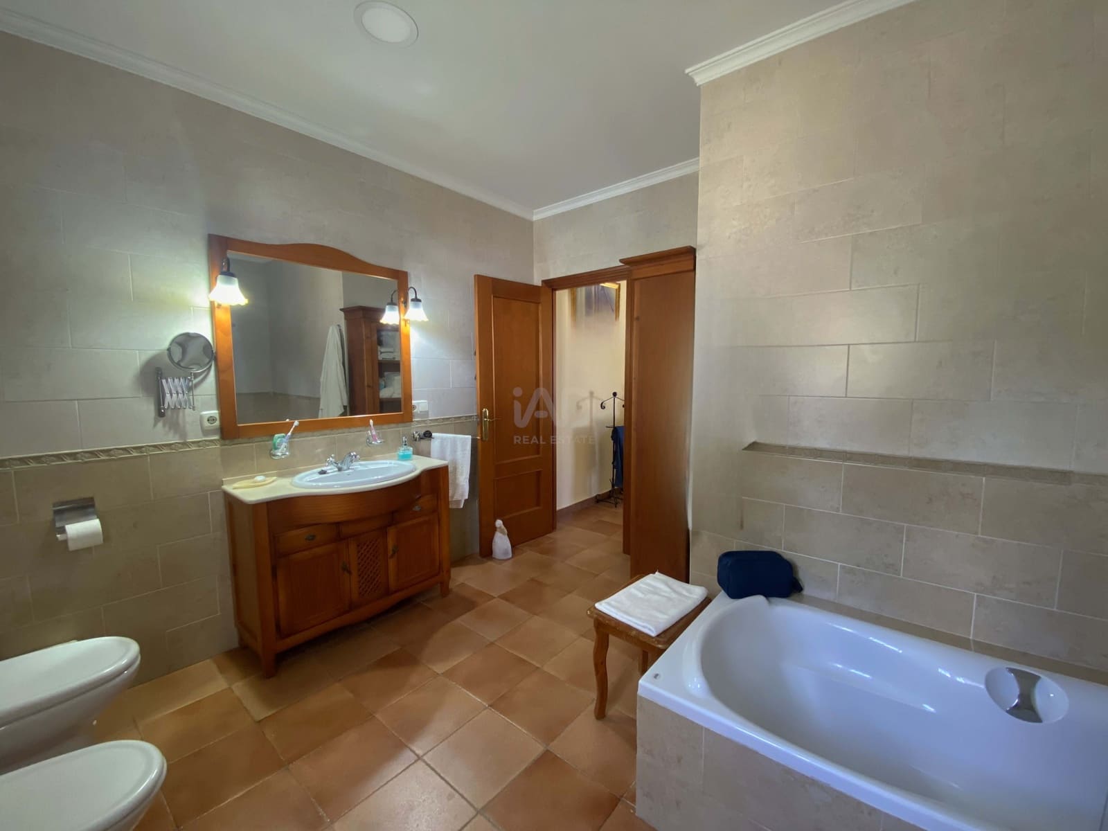 5 sypialnia Willa na sprzedaż w Miasto Kadyks z basenem - 558 000 € (Ref: 9988584)