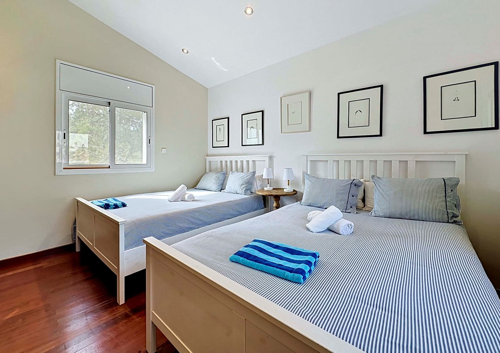 6 soverom Hus til salgs i Barcelona by med svømmebasseng garasje - € 825 000 (Ref: 9988585)
