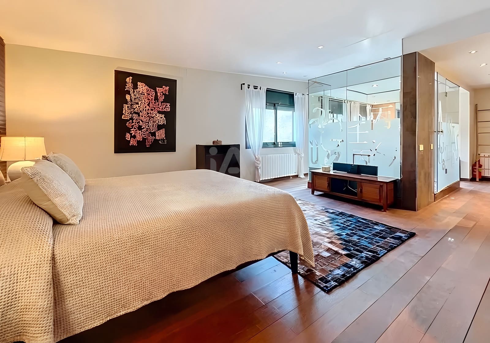 6 soverom Hus til salgs i Barcelona by med svømmebasseng garasje - € 825 000 (Ref: 9988585)