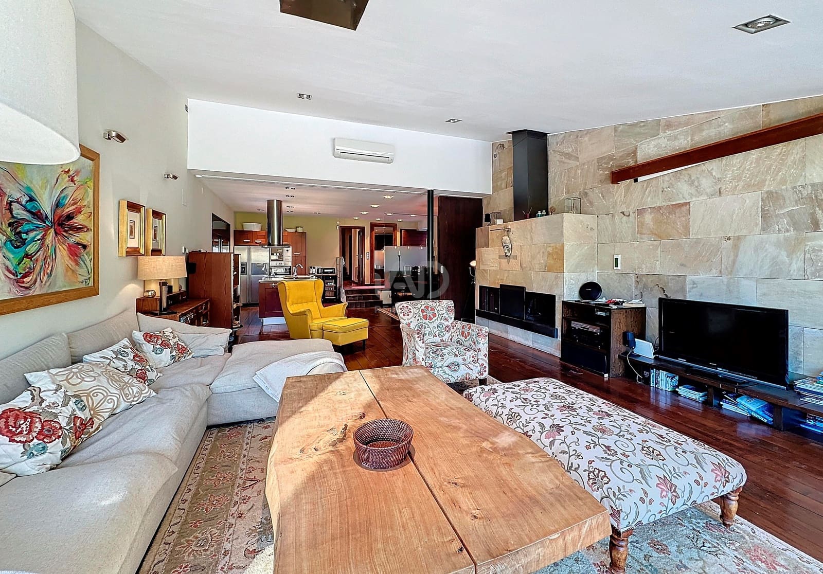 6 soverom Hus til salgs i Barcelona by med svømmebasseng garasje - € 825 000 (Ref: 9988585)
