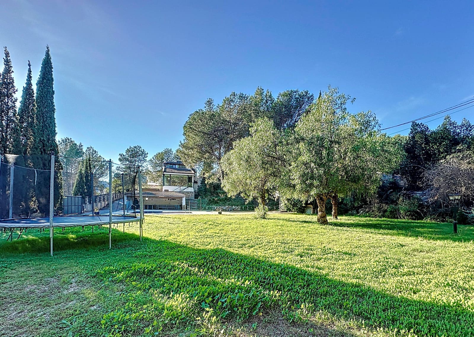 6 soverom Hus til salgs i Barcelona by med svømmebasseng garasje - € 825 000 (Ref: 9988585)