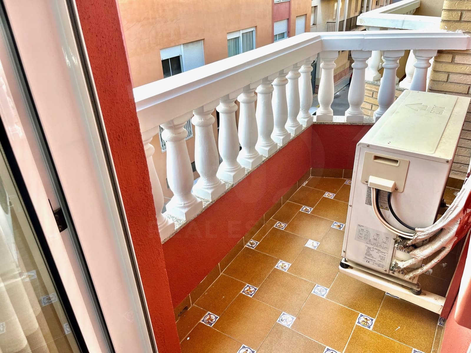 3 slaapkamer Rijtjeshuis te koop in Torreblanca - € 320.000 (Ref: 9988589)