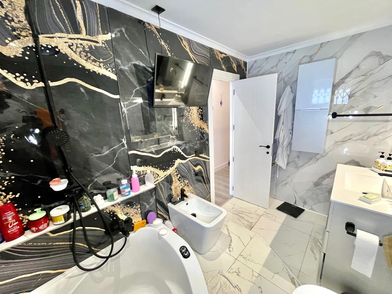3 slaapkamer Rijtjeshuis te koop in Torreblanca - € 320.000 (Ref: 9988589)