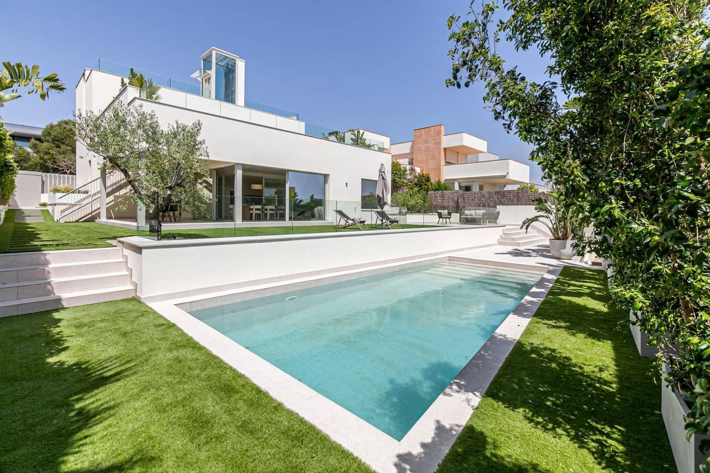 5 bedroom Villa for sale in Sitges with pool garage - € 2,690,000 (Ref: 9988591)