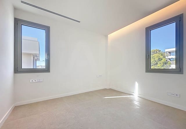 5 sovrum Villa till salu i Sitges med pool garage - 2 490 000 € (Ref: 9988591)