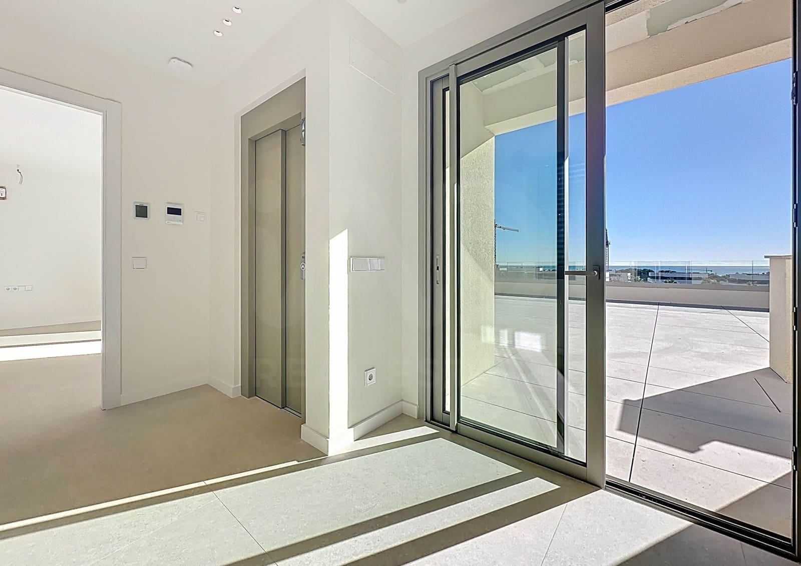 5 bedroom Villa for sale in Sitges with pool garage - € 2,690,000 (Ref: 9988591)