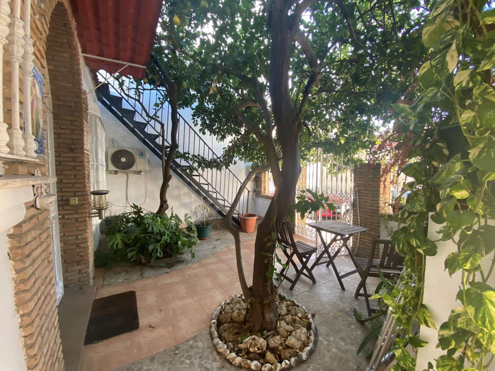 Adosado de 6 habitaciones en Cádiz ciudad en venta - 270.000 € (Ref: 9988597)