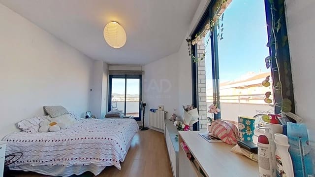 4 soveværelse Lejlighed til salg i Sur, Castelló de la Plana - € 314.990 (Ref: 9988598)