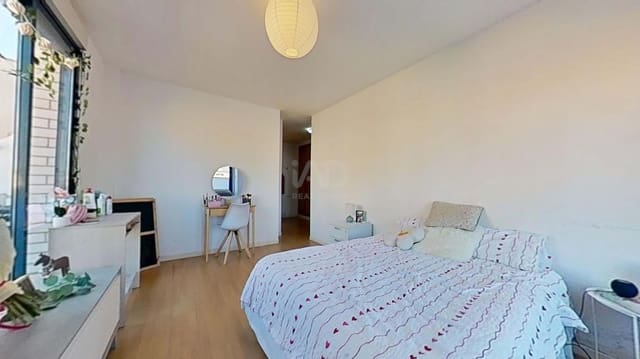 4 soveværelse Lejlighed til salg i Sur, Castelló de la Plana - € 314.990 (Ref: 9988598)