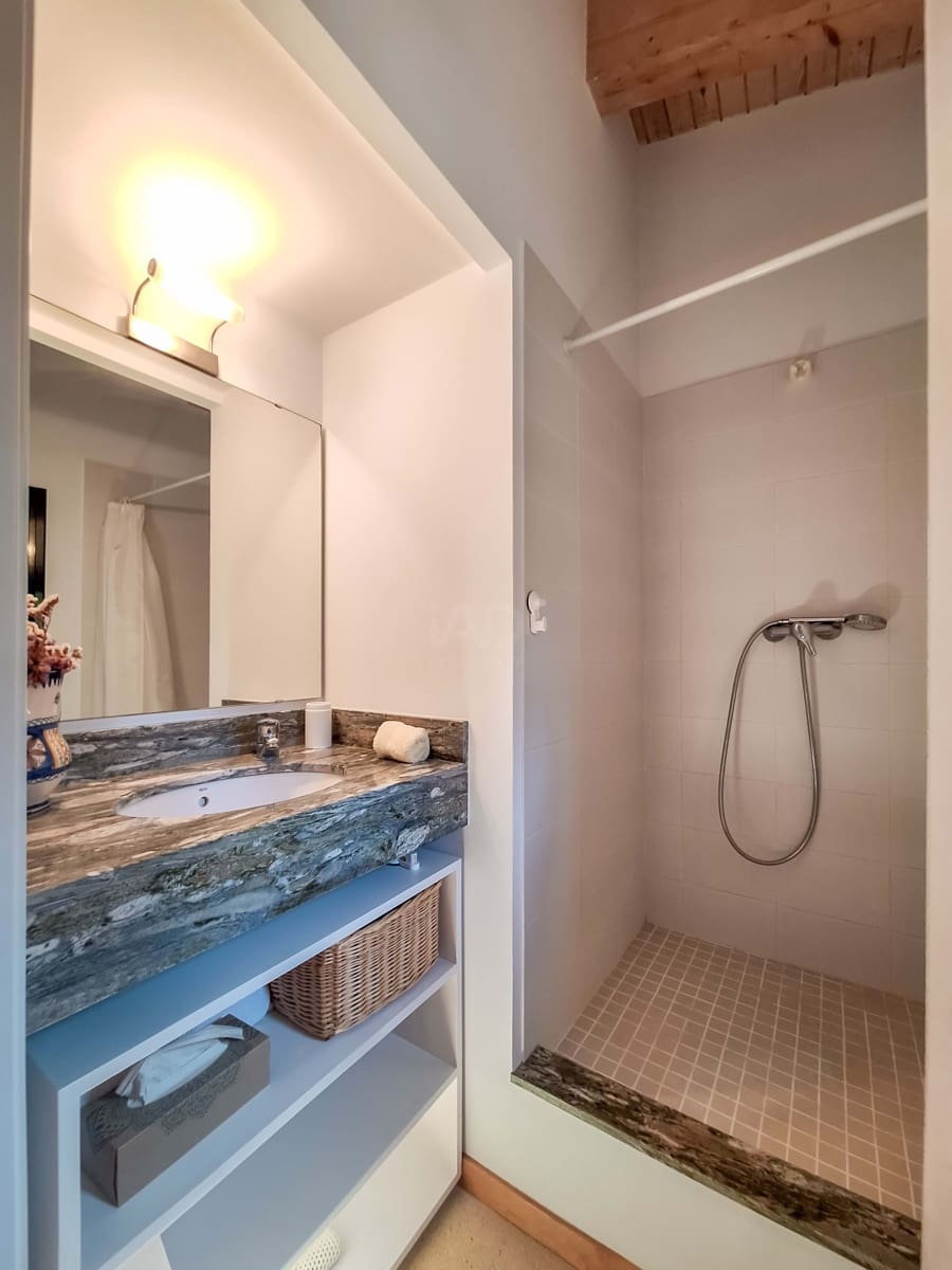3 slaapkamer Huis te koop in Gerona stad met garage - € 505.000 (Ref: 9988599)