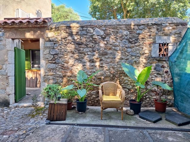 3 slaapkamer Huis te koop in Gerona stad met garage - € 505.000 (Ref: 9988599)