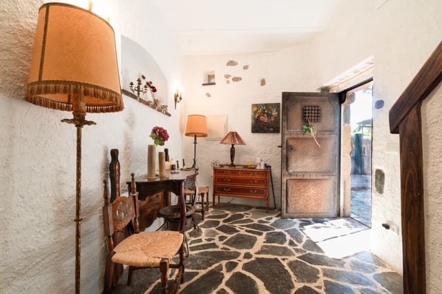 3 slaapkamer Huis te koop in Gerona stad met garage - € 505.000 (Ref: 9988599)