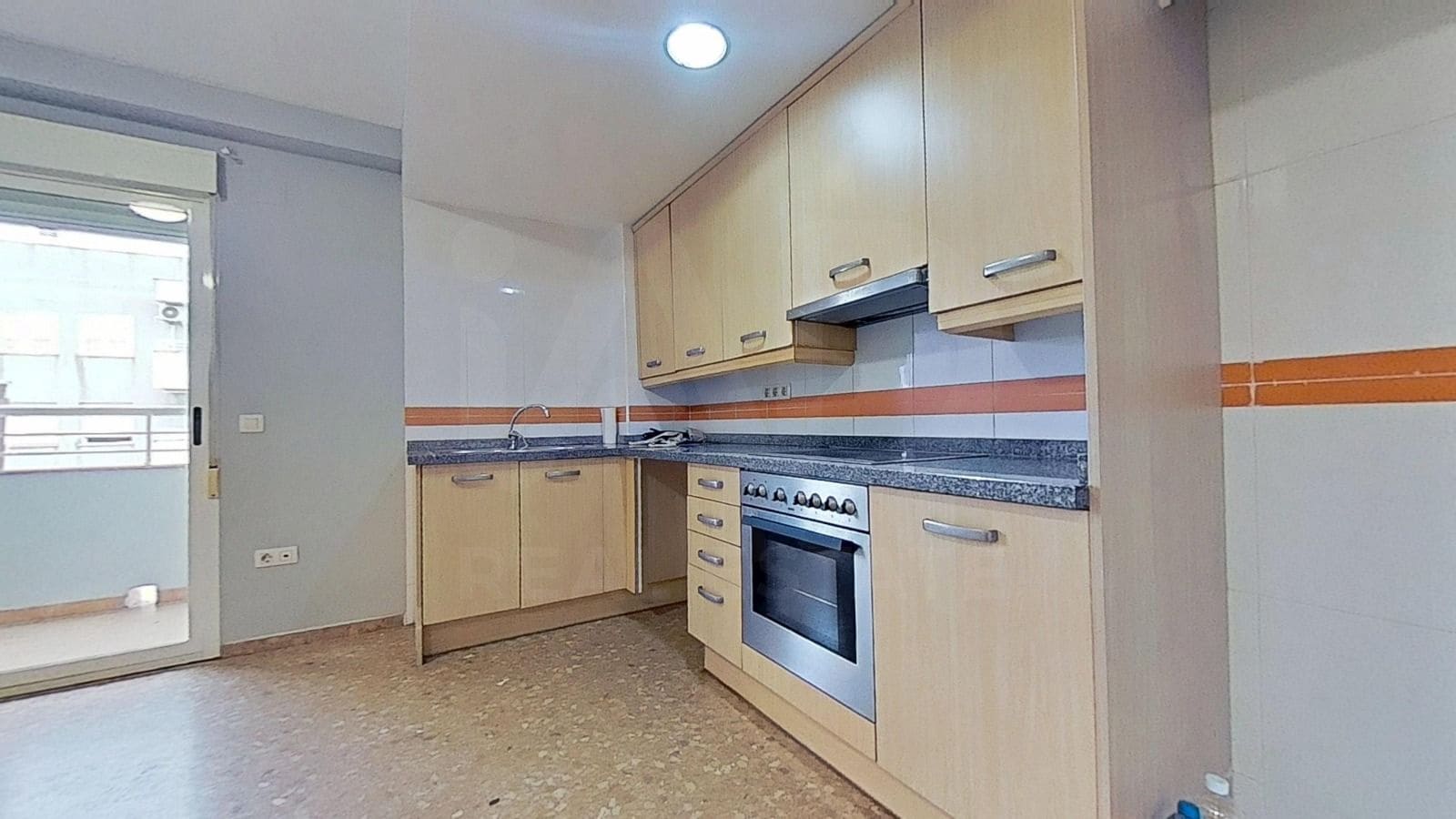 Apartamento de 2 habitaciones en Castelló de la Plana en venta - 125.000 € (Ref: 9988600)