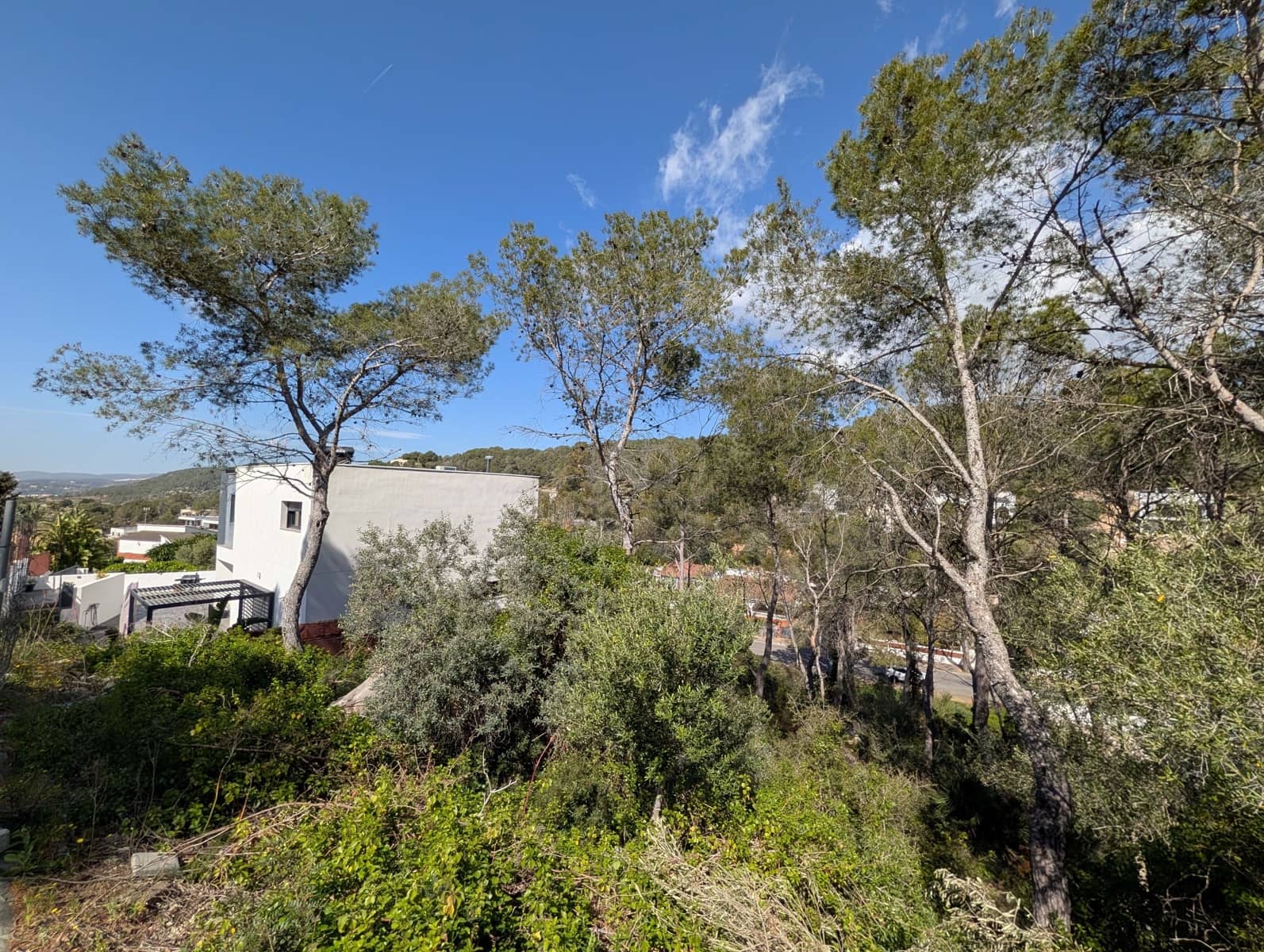 Terrain à Bâtir à vendre à Barcelone ville - 137 000 € (Ref: 9988603)