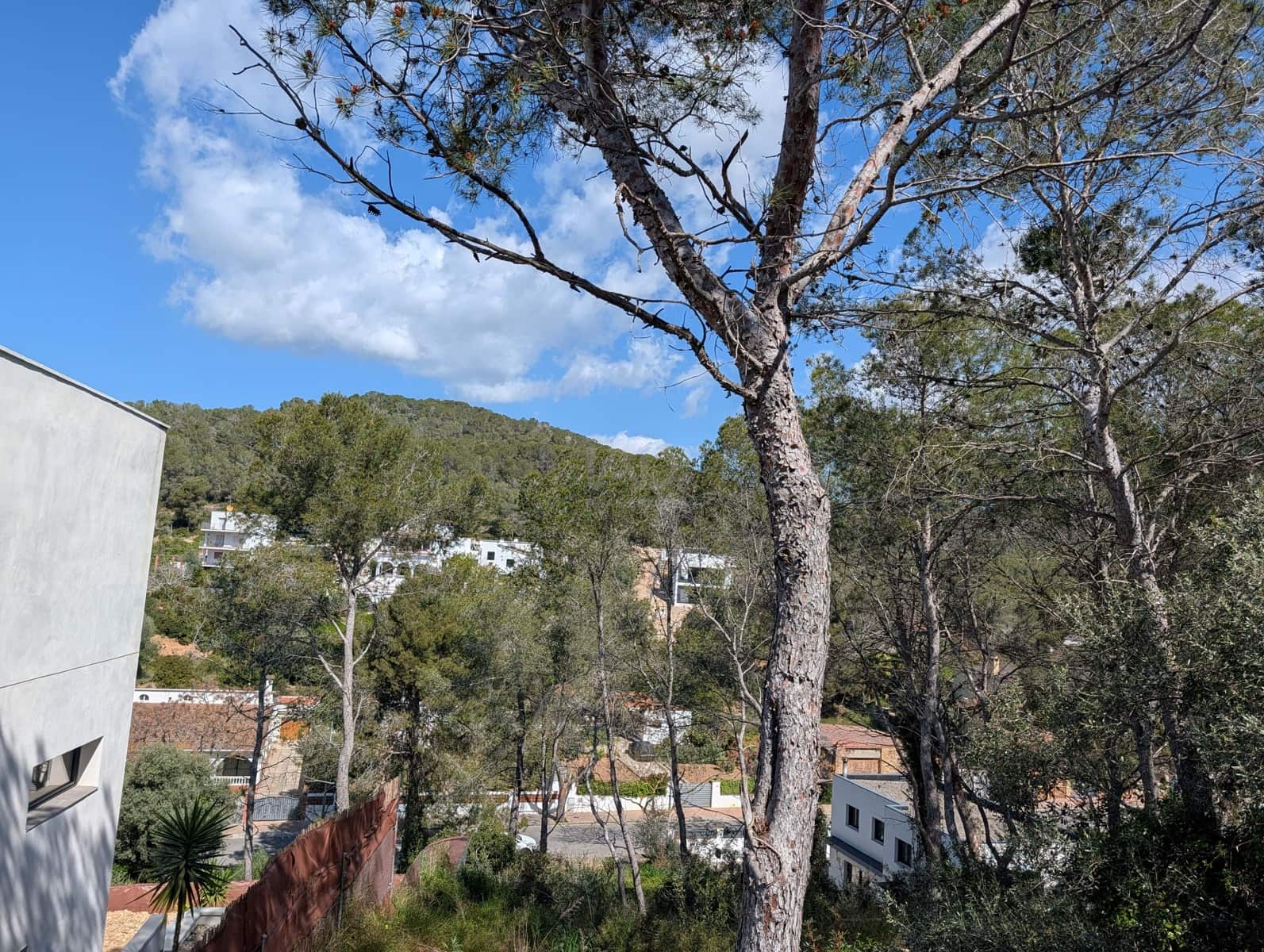 Terrain à Bâtir à vendre à Barcelone ville - 137 000 € (Ref: 9988603)