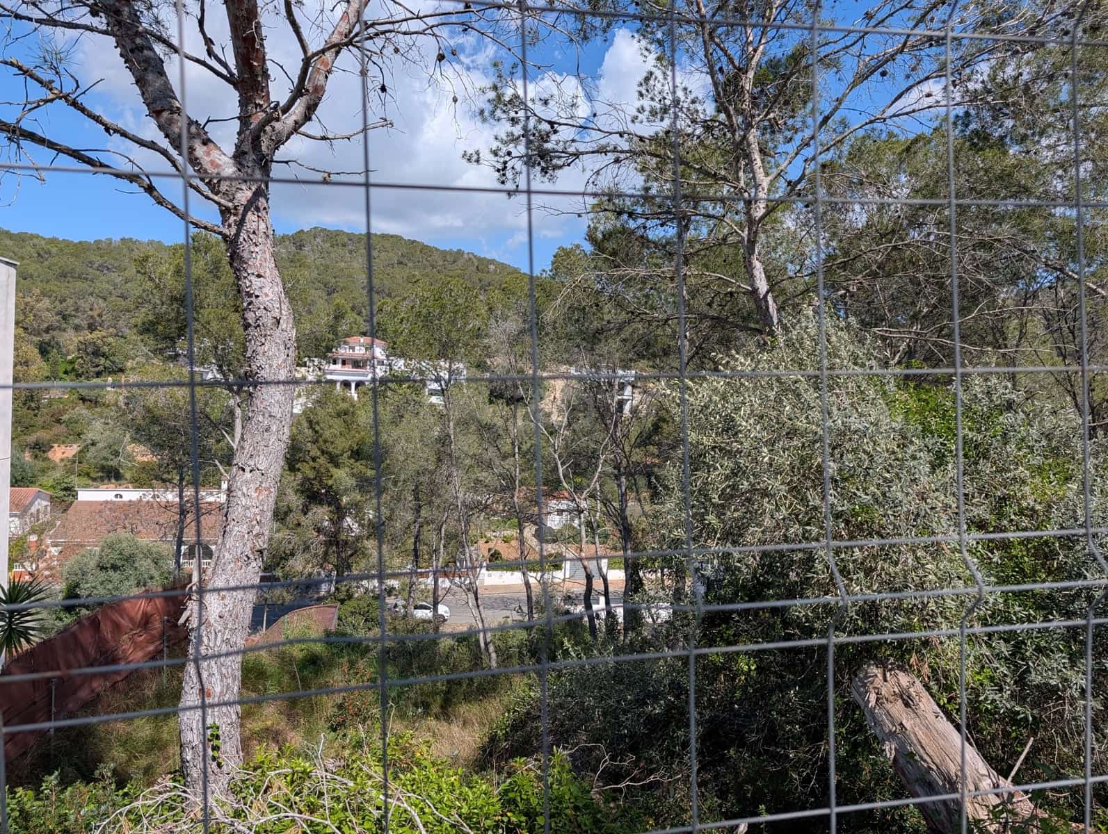 Terrain à Bâtir à vendre à Barcelone ville - 137 000 € (Ref: 9988603)