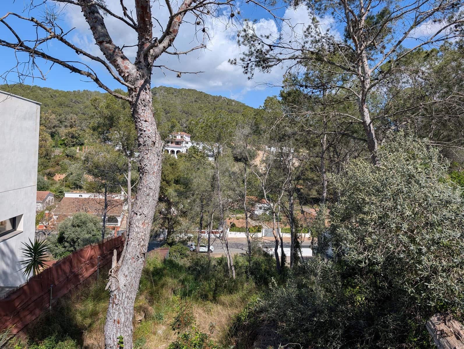 Terrain à Bâtir à vendre à Barcelone ville - 137 000 € (Ref: 9988603)