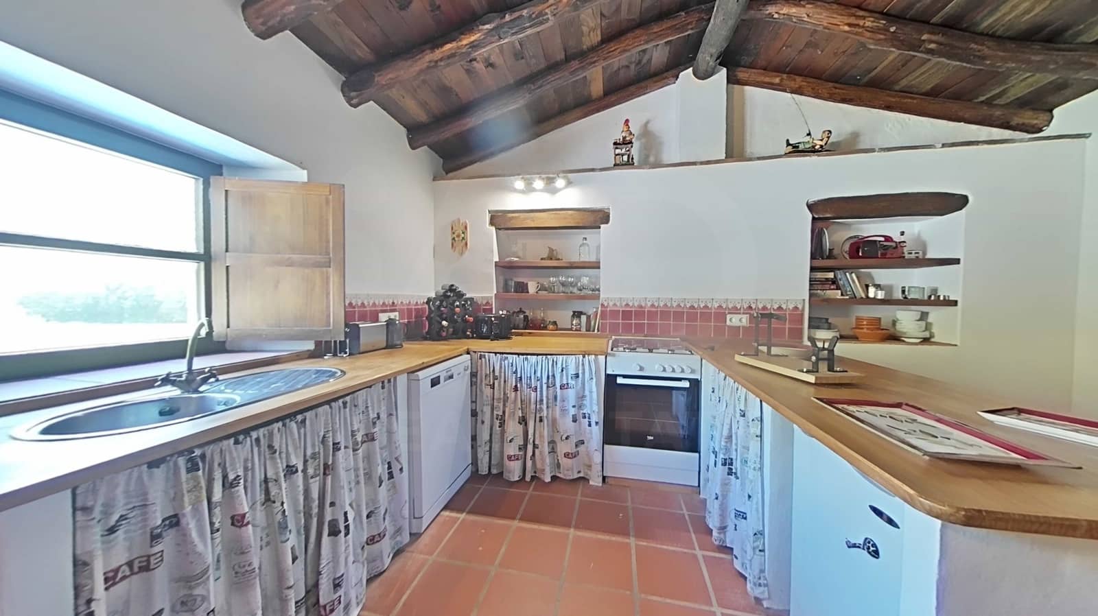 5 sypialnia Finka/Dom wiejski na sprzedaż w Cortes de la Frontera z basenem - 399 950 € (Ref: 9988610)