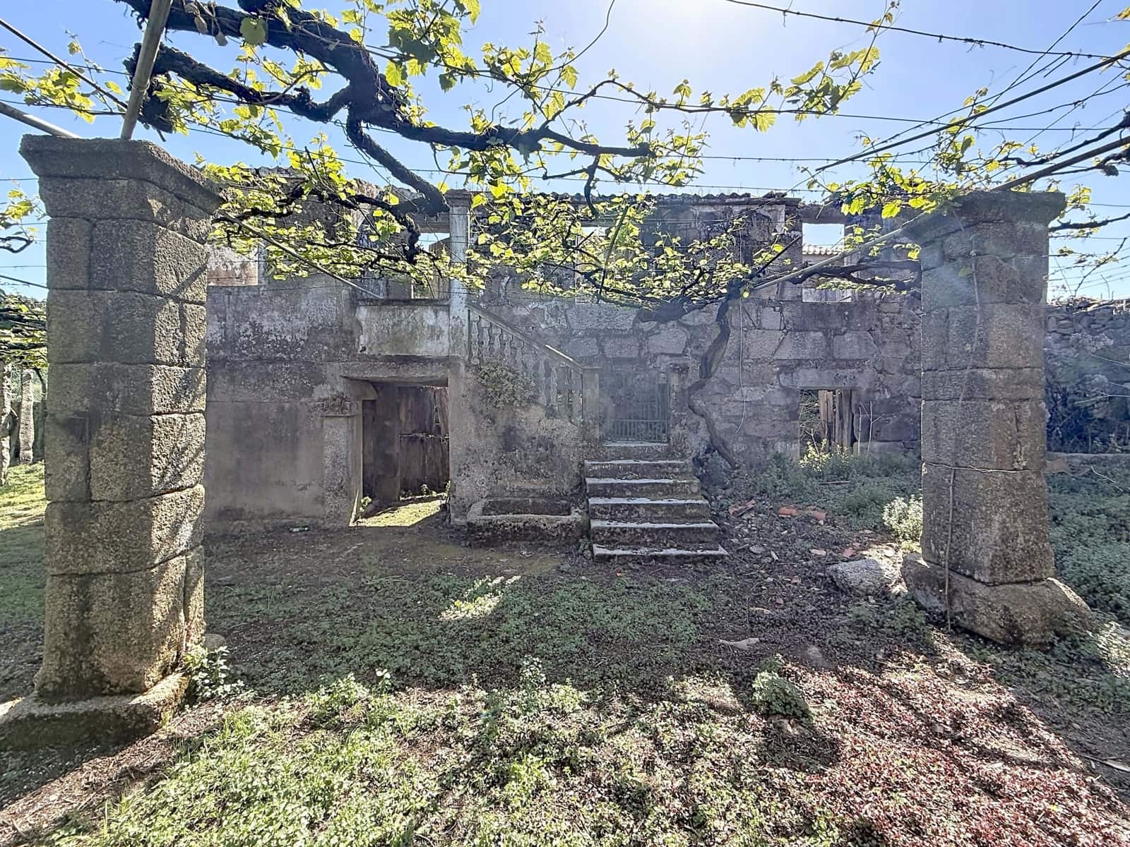 4 Zimmer Haus zu verkaufen in Pontevedra Stadt mit Garage - 125.000 € (Ref: 9988612)