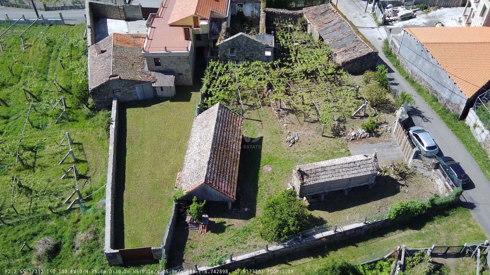 4 Zimmer Haus zu verkaufen in Pontevedra Stadt mit Garage - 125.000 € (Ref: 9988612)