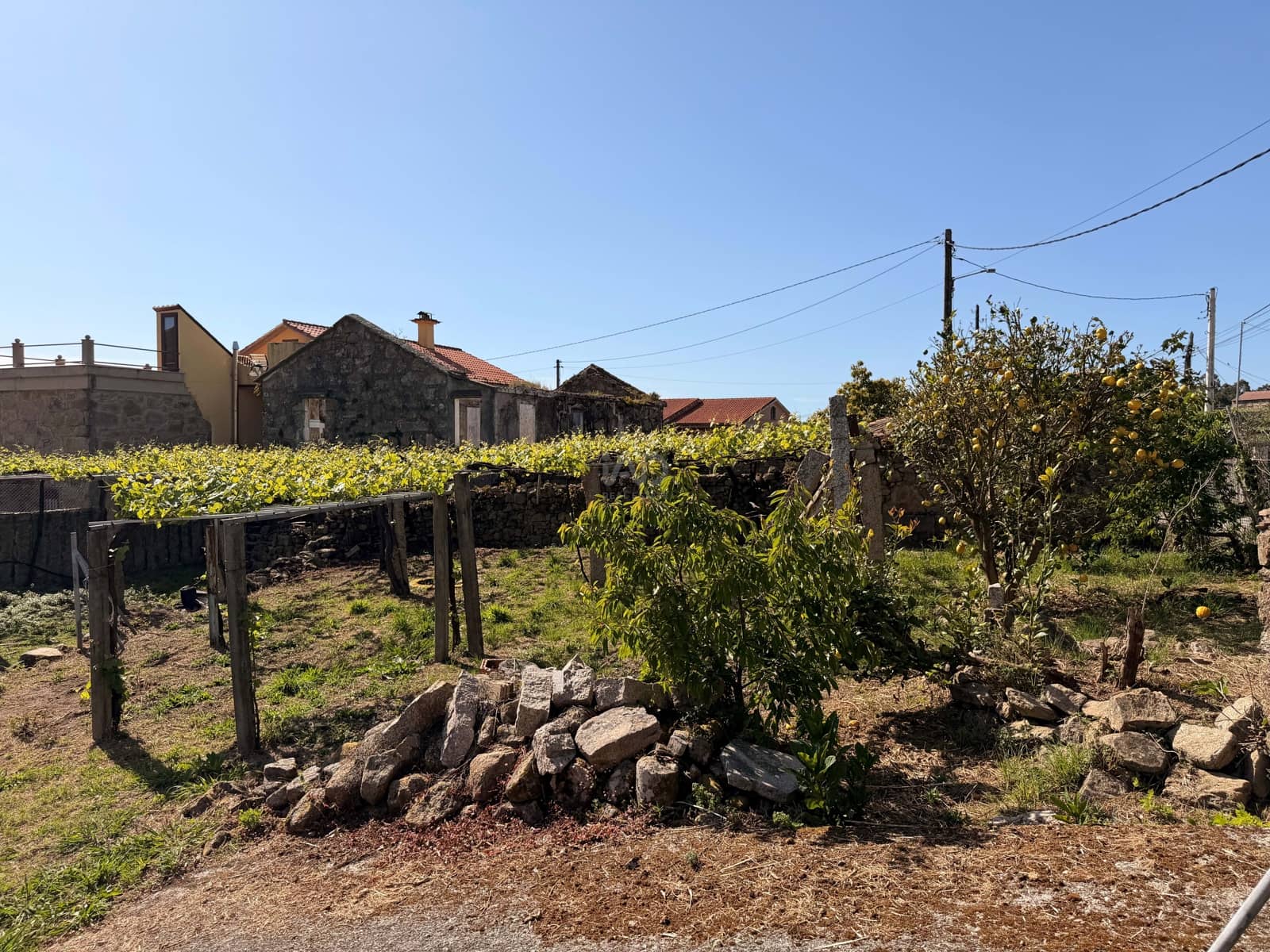4 Zimmer Haus zu verkaufen in Pontevedra Stadt mit Garage - 125.000 € (Ref: 9988612)