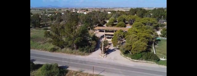 Undeveloped Land for sale in Bahia Bella, Cartagena - € 3,600,000 (Ref: 9988613)