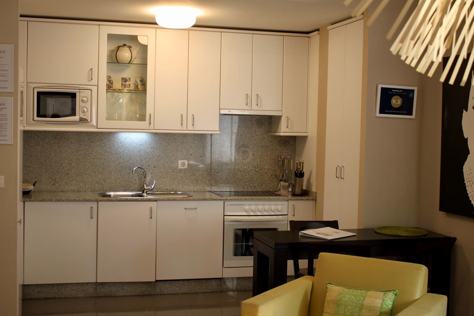 1 sovrum Lägenhet till salu i Pontevedra stad med pool garage - 175 000 € (Ref: 9988614)