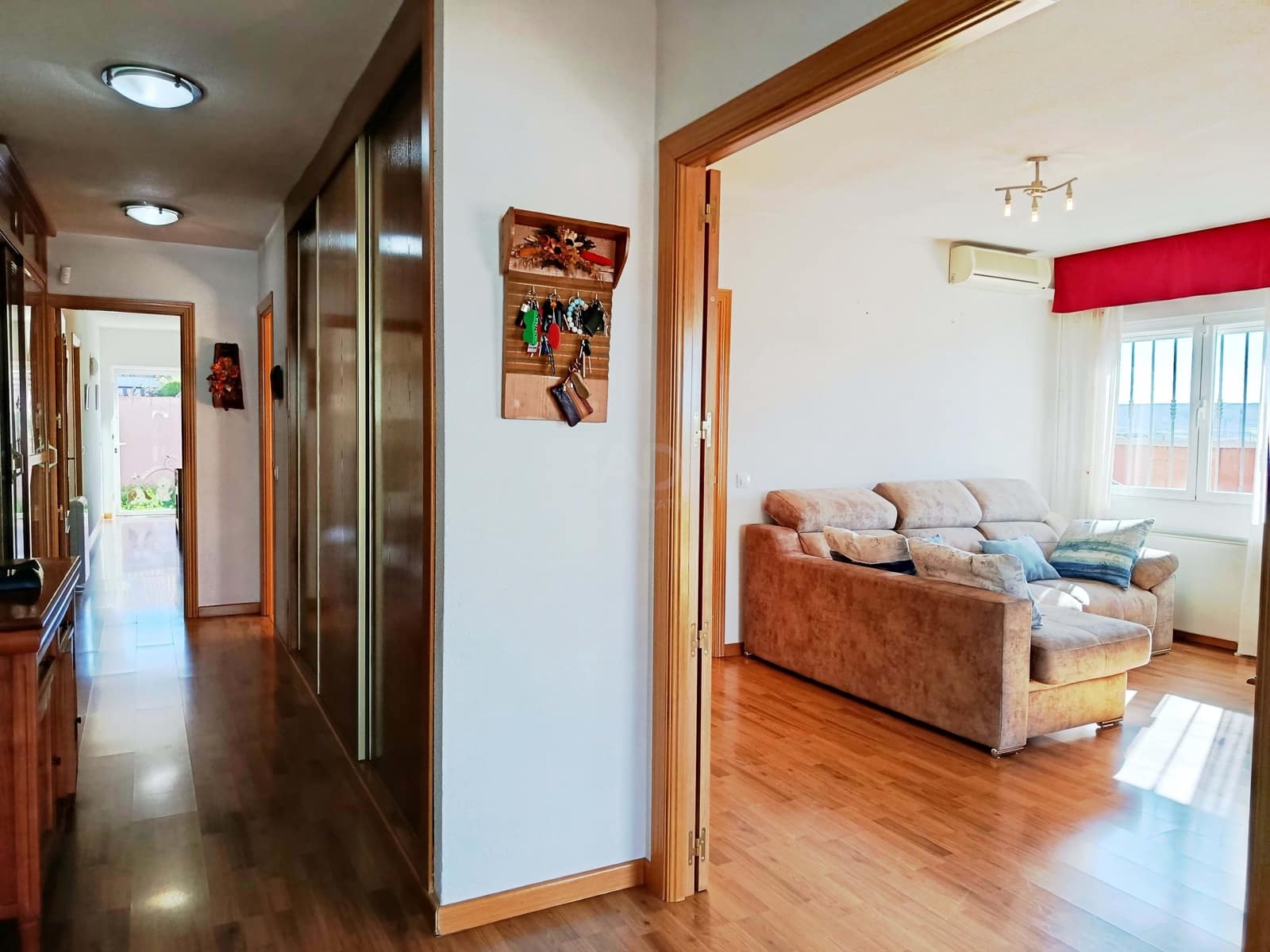 4 sypialnia Dom na sprzedaż w Miasto Madryt z garażem - 495 000 € (Ref: 9988615)