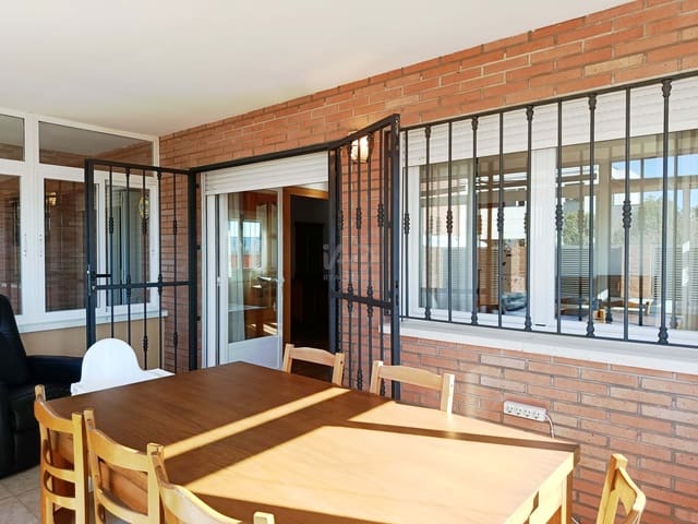 4 soverom Hus til salgs i Madrid by med garasje - € 495 000 (Ref: 9988615)