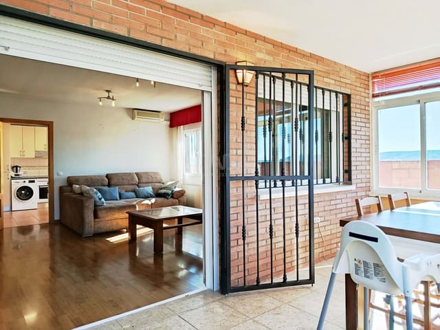 4 soverom Hus til salgs i Madrid by med garasje - € 495 000 (Ref: 9988615)