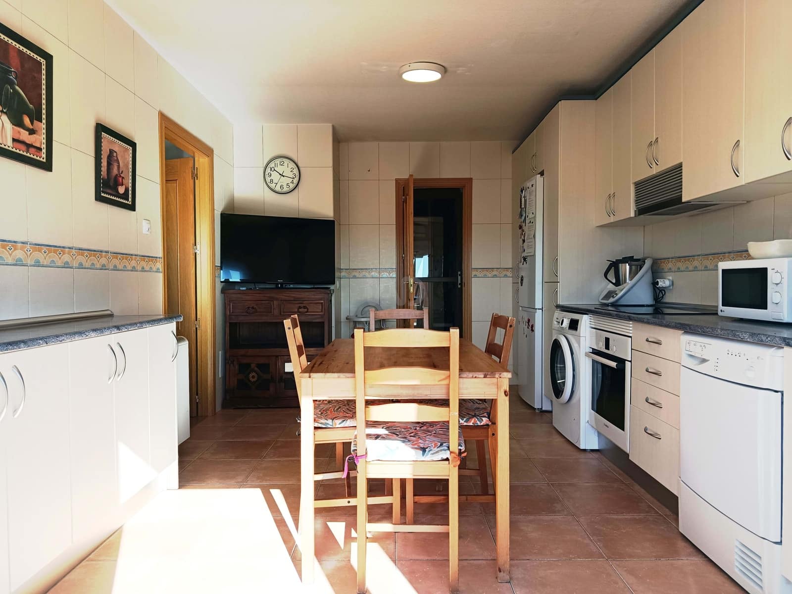4 sypialnia Dom na sprzedaż w Miasto Madryt z garażem - 495 000 € (Ref: 9988615)