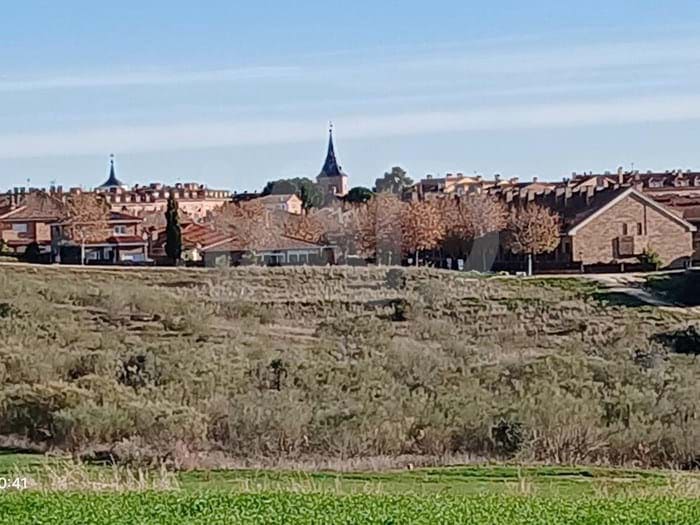 Tomt till salu i Madrid stad - 519 000 € (Ref: 9988617)