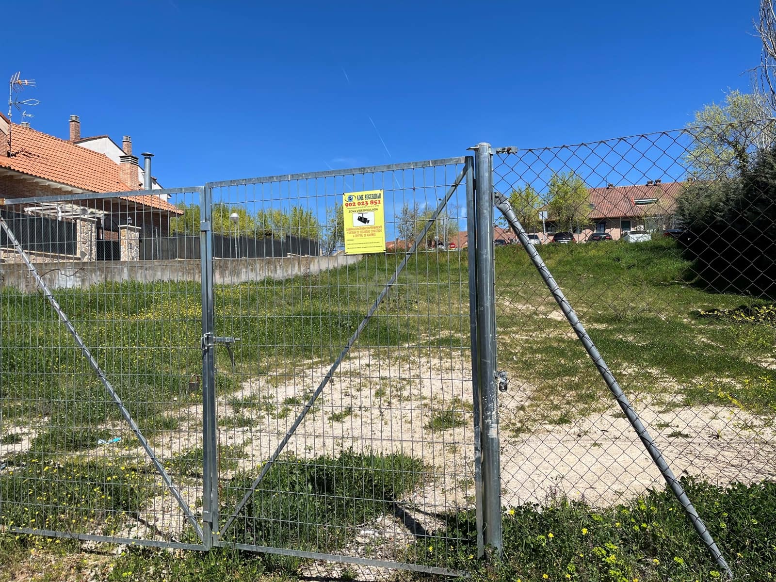 Tomt till salu i Madrid stad - 519 000 € (Ref: 9988617)