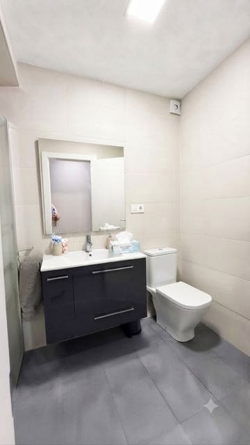 3 makuuhuone Huoneisto myytävänä paikassa Malaga kaupunki - 272 000 € (Ref: 9988624)