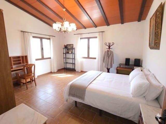 Finca/Casa Rural de 6 habitaciones en Jumilla en venta con piscina - 740.000 € (Ref: 9988625)